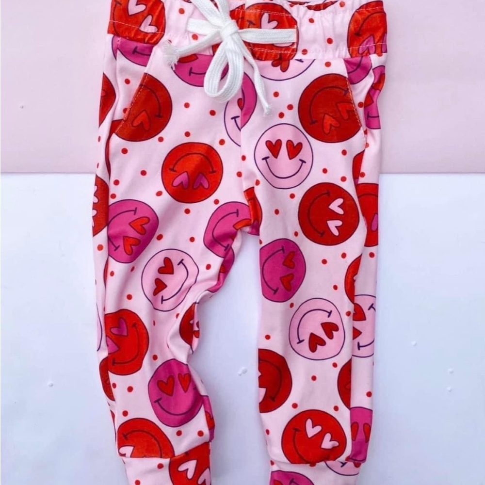 Girls 12m-6T Smiley Heart Joggers